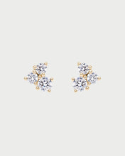 THREE PAVE STUDS GOLD