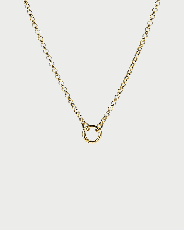 ROLO CHAIN CHARM NECKLACE GOLD