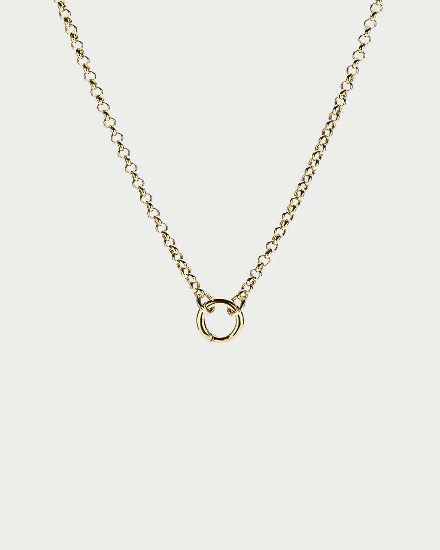 ROLO CHAIN CHARM NECKLACE GOLD