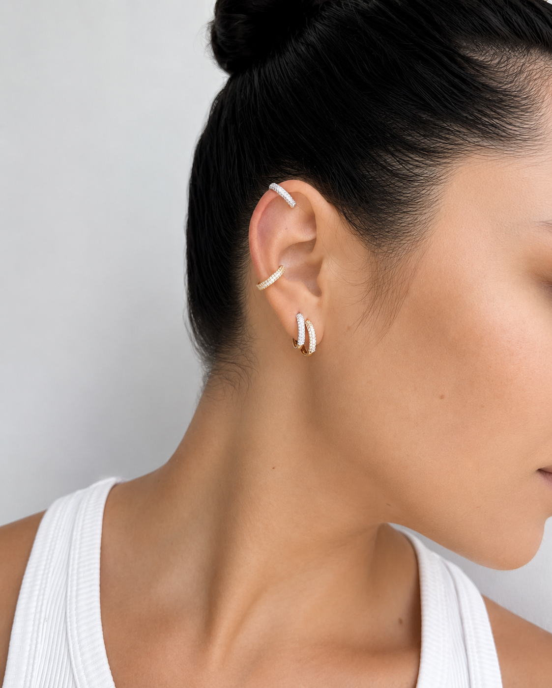 SINGLE GOLD PAVE EAR CUFF