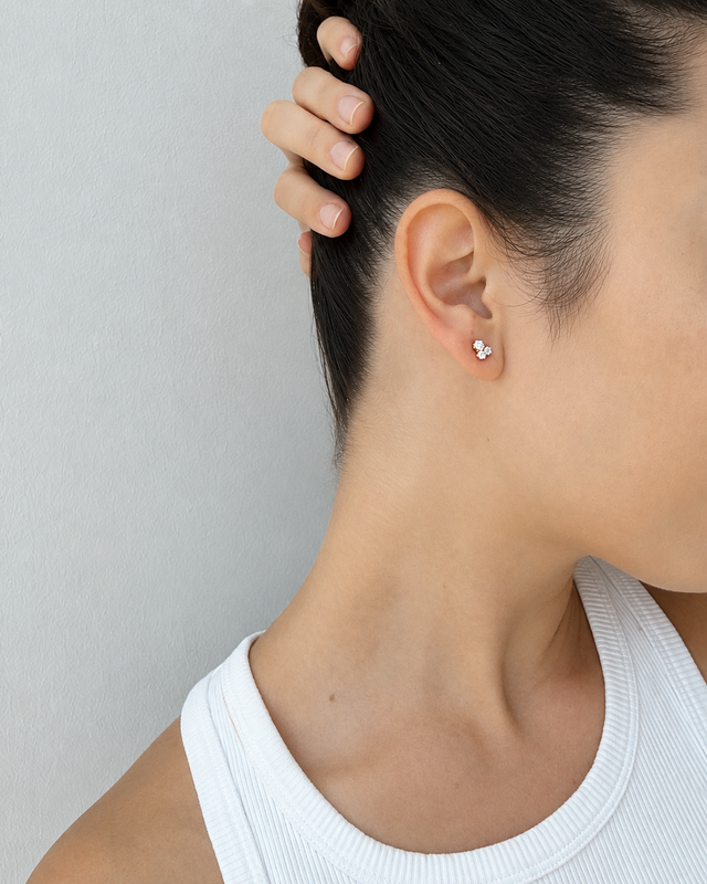 THREE PAVE STUDS SILVER