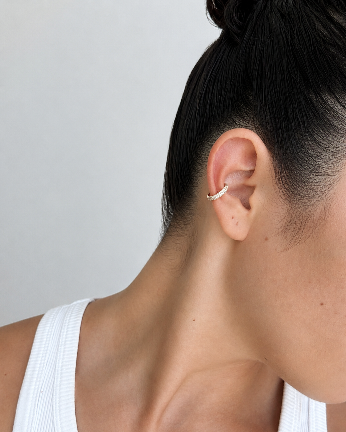 SINGLE GOLD PAVE EAR CUFF
