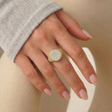PAVE SIGNET RING GOLD