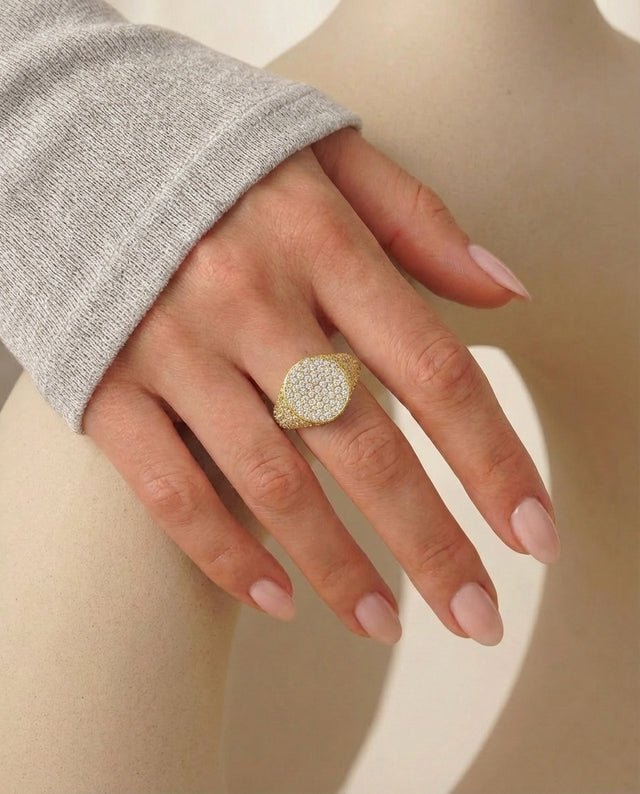 PAVE SIGNET RING GOLD