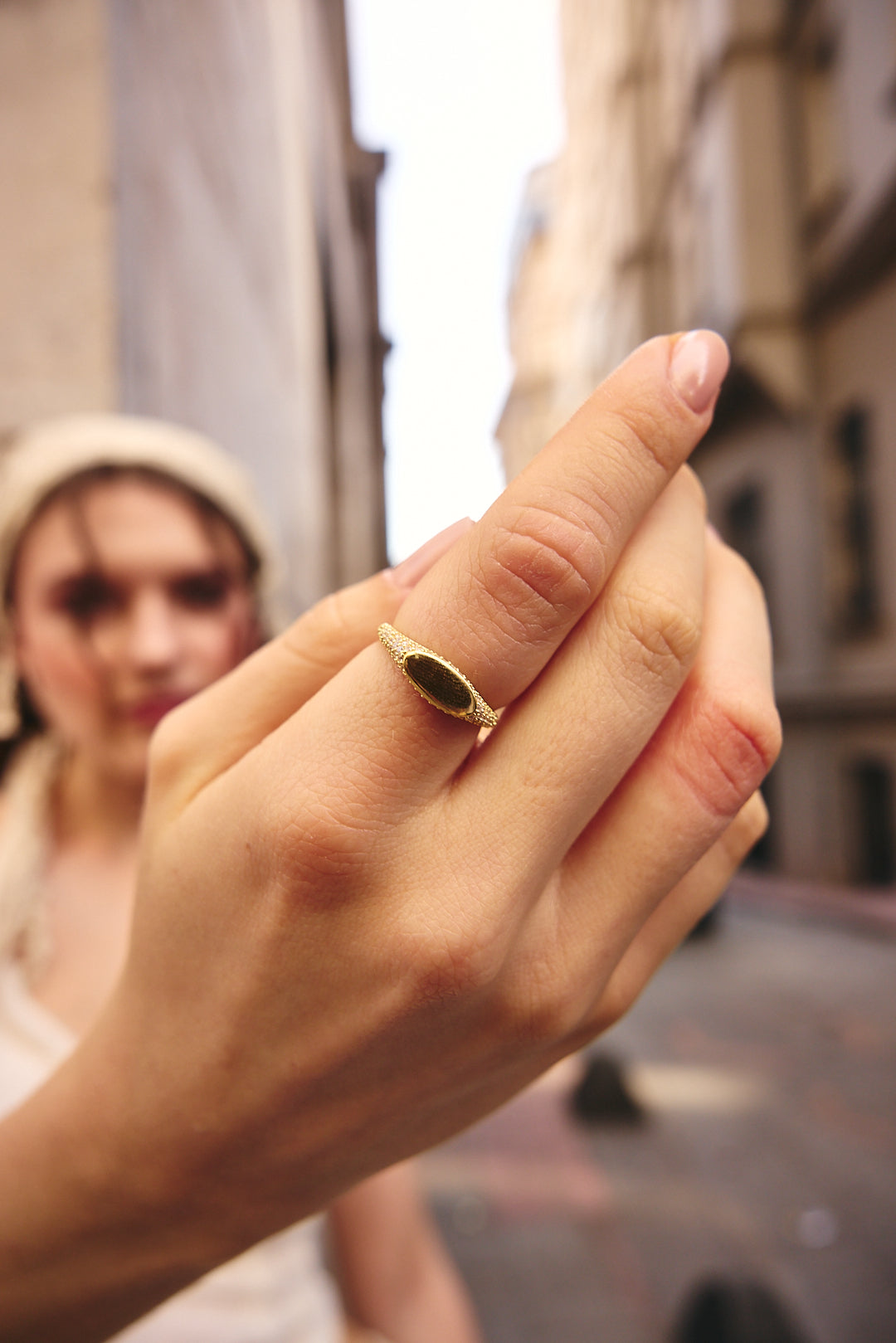 PAVE INITIAL RING GOLD